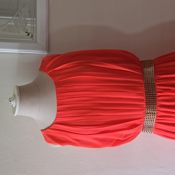 Full Length Formal Gown - Picture 2 of 5